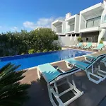 Villa Amora -
