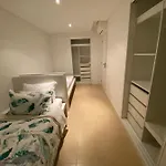 Amora -
